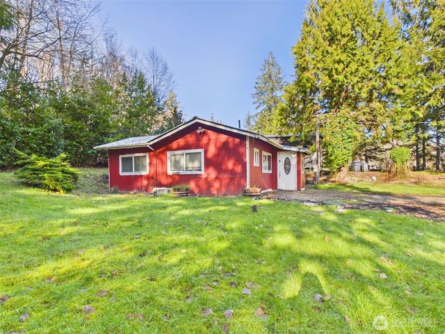 56 W Totem Drive, Elma, WA 98541