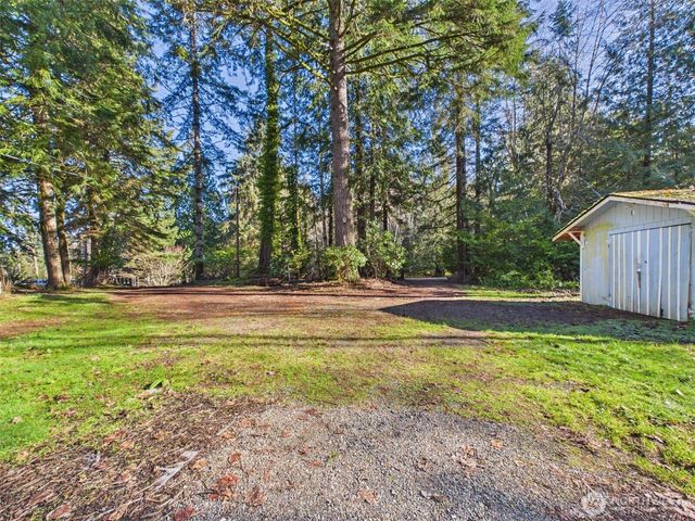 56 W Totem Drive, Elma, WA 98541