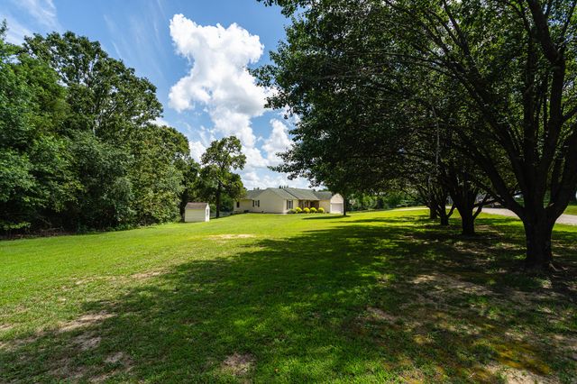 9632 Private Road 8610, West Plains, MO 65775