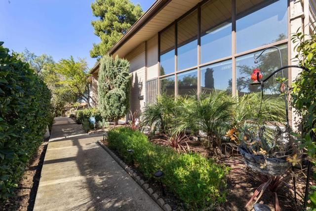 5750 Amaya Drive 22, La Mesa, CA 91942