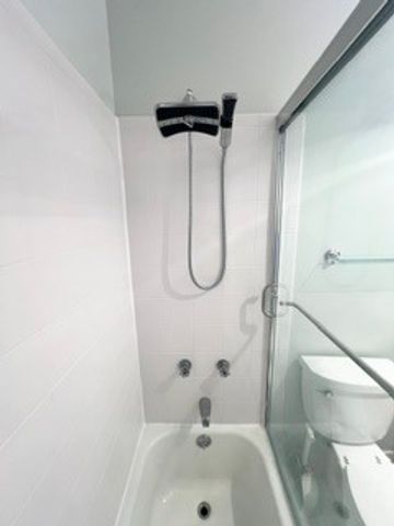 1850 N Clark Street 2803, Chicago, IL 60614