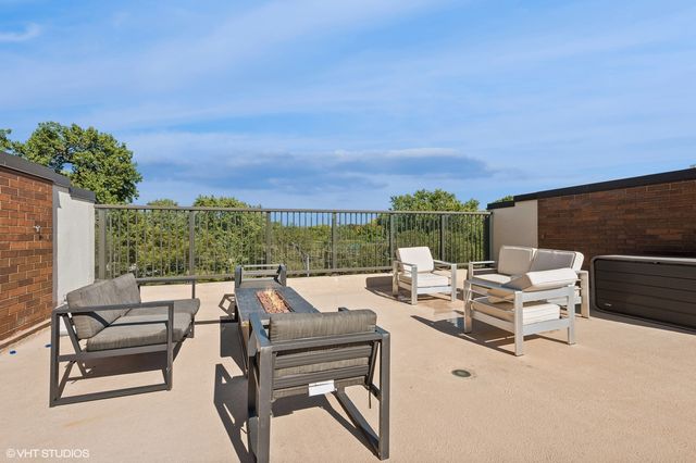 1850 N Clark Street 2803, Chicago, IL 60614