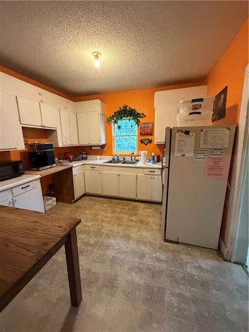 300 E Elm Street, Rockmart, GA 30153