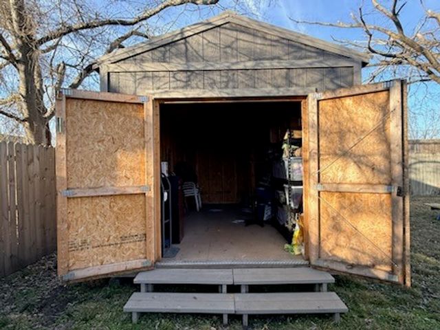 1709 Franklin Avenue, Bonham, TX 75418