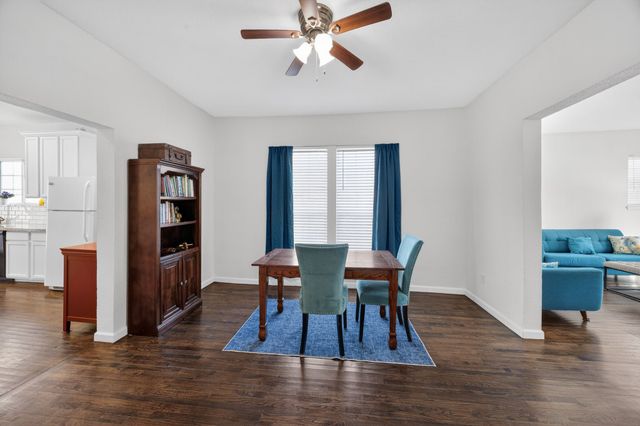 1709 Franklin Avenue, Bonham, TX 75418