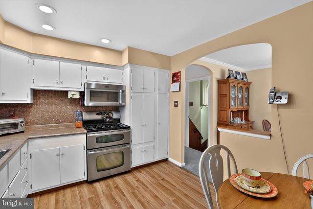 3742 PEARSON AVE, Philadelphia, PA 19114