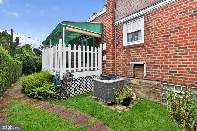 3742 PEARSON AVE, Philadelphia, PA 19114