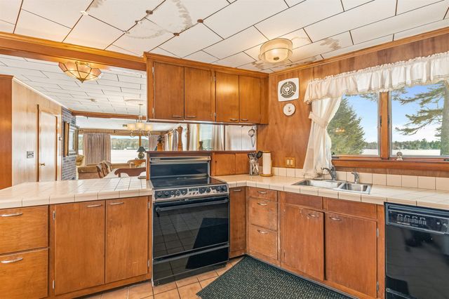 166 Spooner Road, Pittsburg, NH 03592