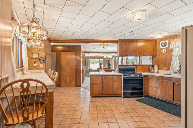 166 Spooner Road, Pittsburg, NH 03592