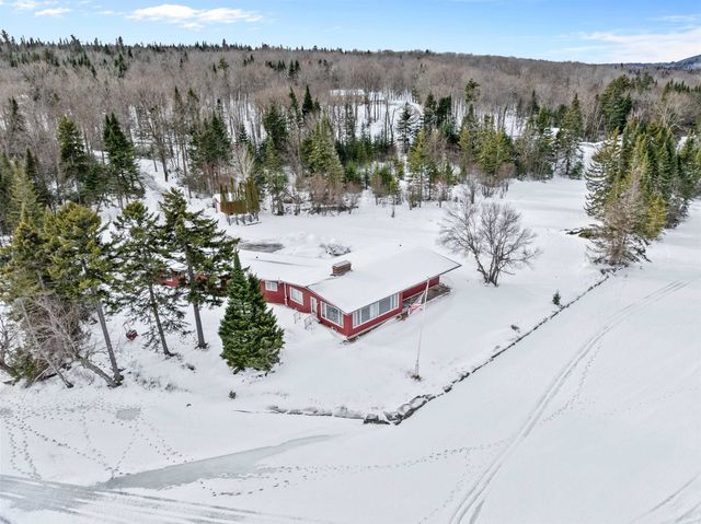 166 Spooner Road, Pittsburg, NH 03592