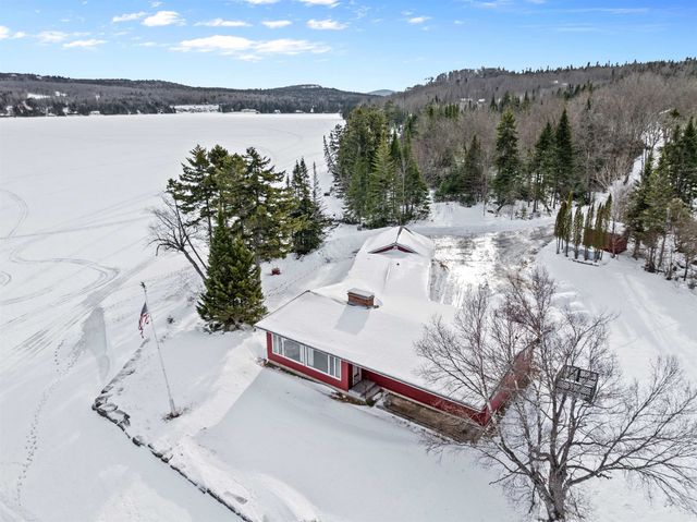 166 Spooner Road, Pittsburg, NH 03592