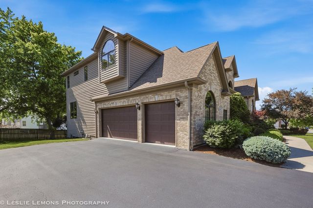 1411 Hatchwood Court, Naperville, IL 60565