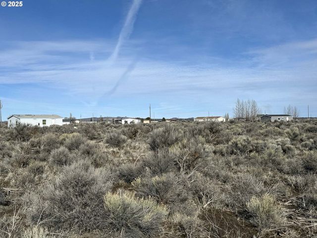 Elm Ln 2200, Christmas Valley, OR 97641