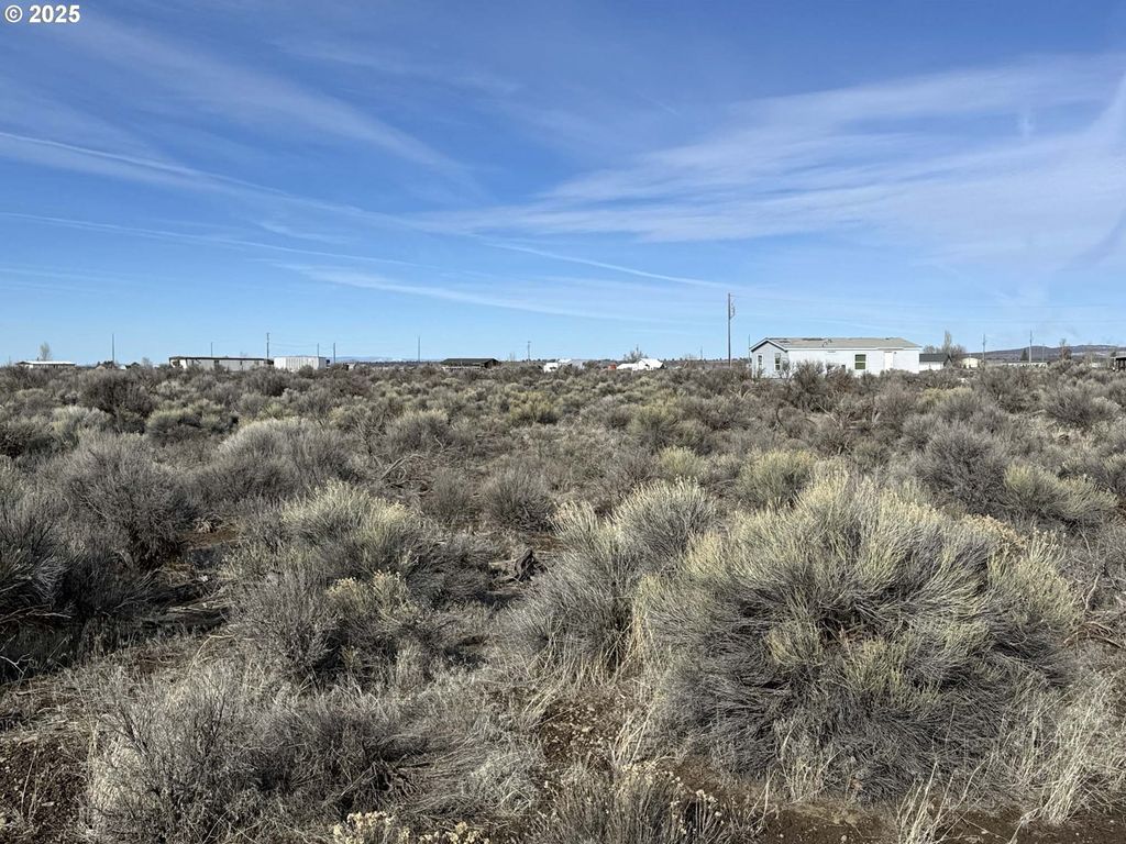 Elm Ln 2200, Christmas Valley, OR 97641