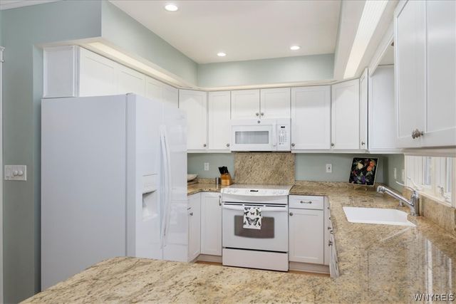 8622 Golden Rod Court, Clarence, NY 14051