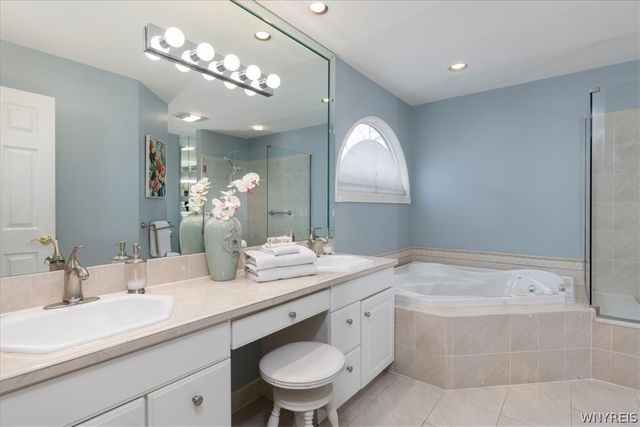 8622 Golden Rod Court, Clarence, NY 14051