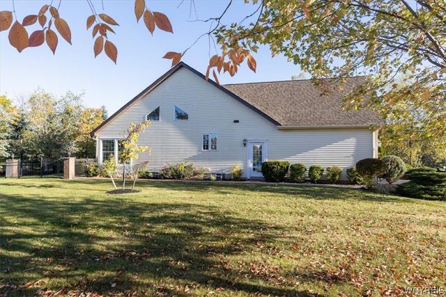 8622 Golden Rod Court, Clarence, NY 14051