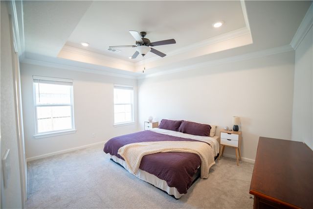 166 N Broyles Avenue, Fayetteville, AR 72704