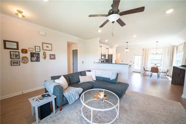 166 N Broyles Avenue, Fayetteville, AR 72704