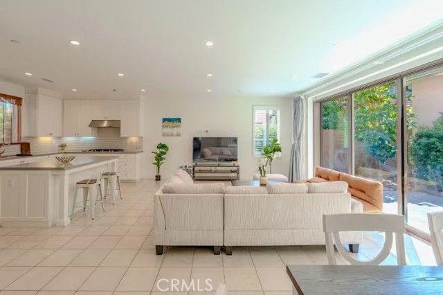 141 Dolci, Irvine, CA 92602