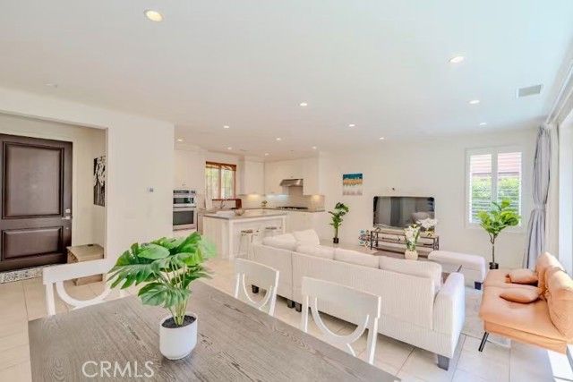 141 Dolci, Irvine, CA 92602