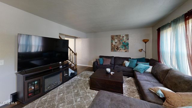 1163 Bernath, Toledo, OH 43615