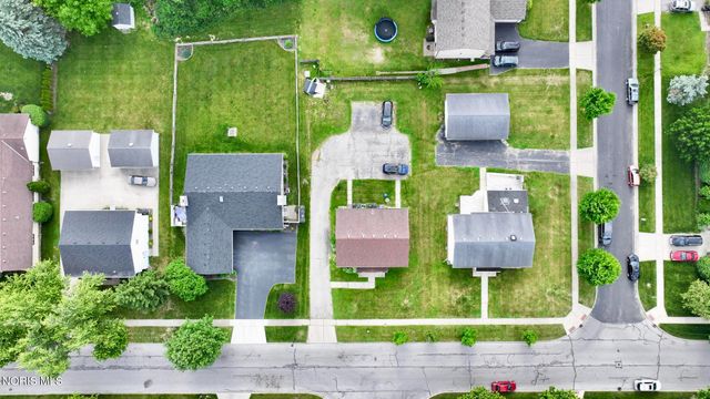1163 Bernath, Toledo, OH 43615