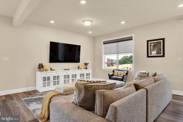 525 JOSEPH COURT, Mechanicsburg, PA 17055