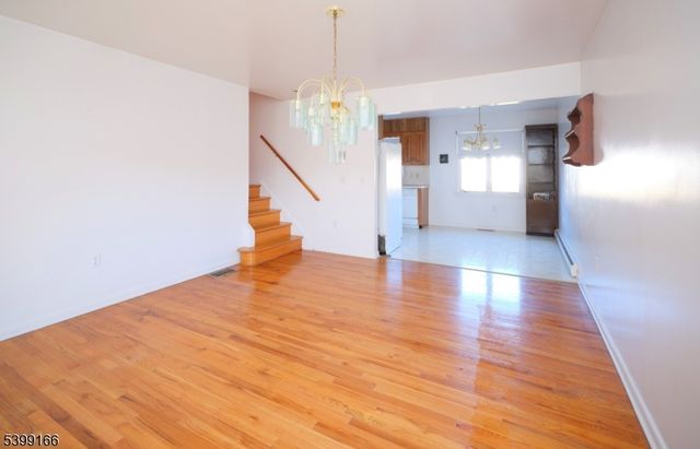 999 Wilbur Ave, Phillipsburg Town, NJ 08865