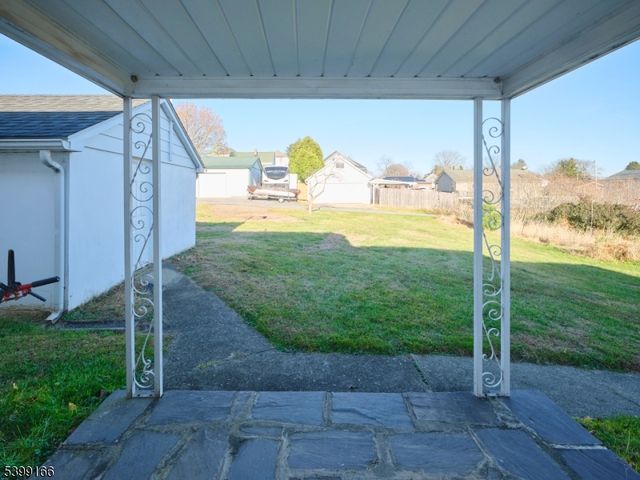 999 Wilbur Ave, Phillipsburg Town, NJ 08865