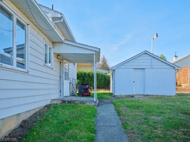 999 Wilbur Ave, Phillipsburg Town, NJ 08865