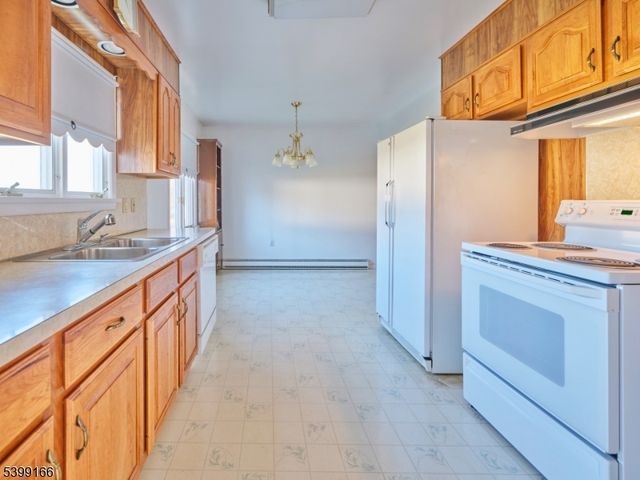 999 Wilbur Ave, Phillipsburg Town, NJ 08865