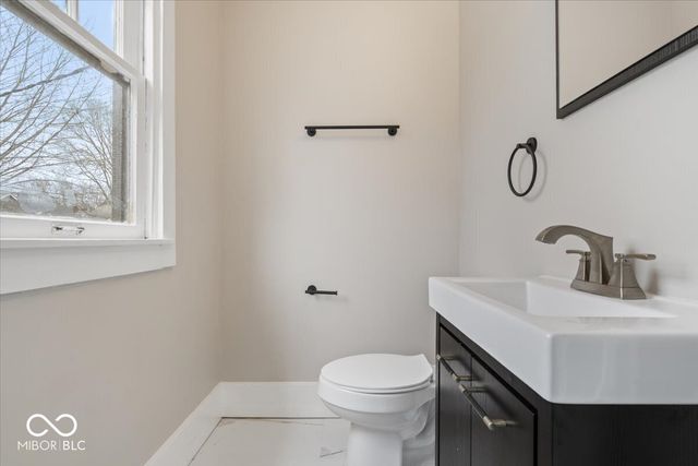 4045 Broadway Street, Indianapolis, IN 46205