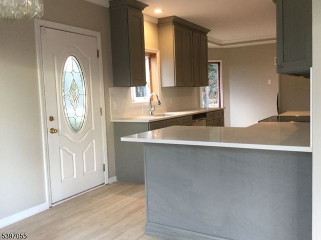 592 Dell Rd, Roxbury Twp., NJ 07850