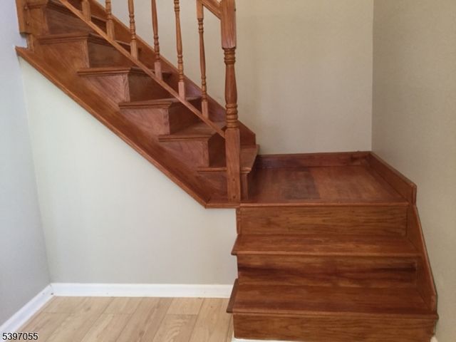 592 Dell Rd, Roxbury Twp., NJ 07850