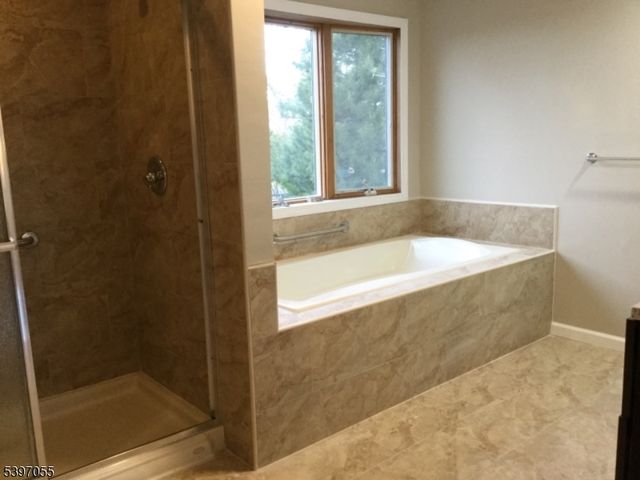 592 Dell Rd, Roxbury Twp., NJ 07850