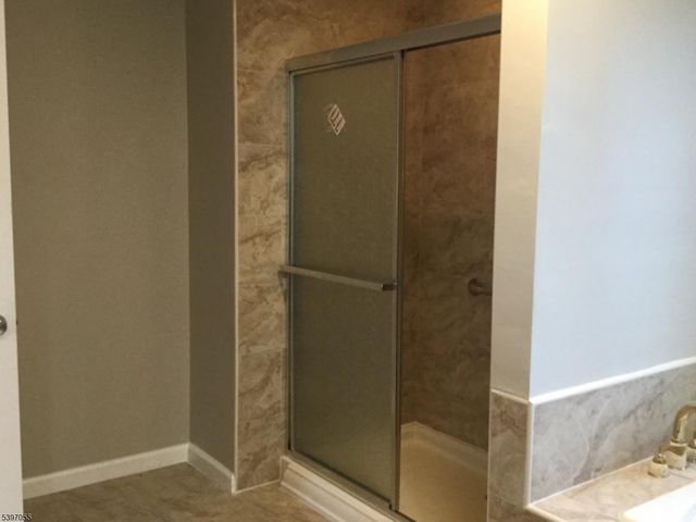 592 Dell Rd, Roxbury Twp., NJ 07850