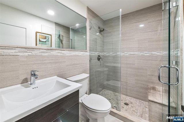 55 Auryansen Court, Closter, NJ 07624