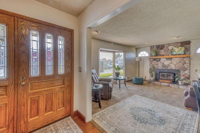Middlefield Road A, Salinas, CA 93906
