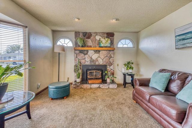 Middlefield Road A, Salinas, CA 93906