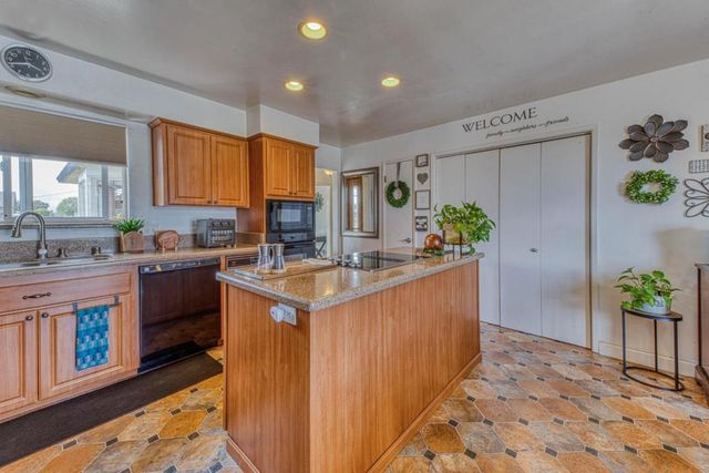 Middlefield Road A, Salinas, CA 93906