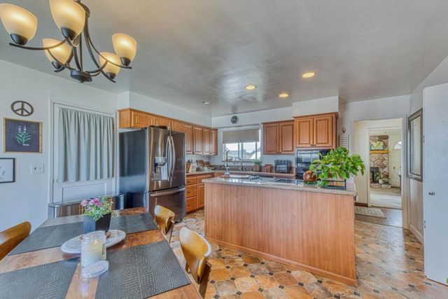 Middlefield Road A, Salinas, CA 93906