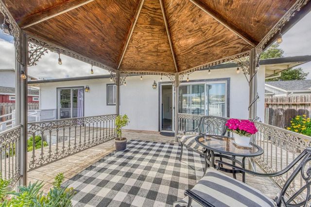 Middlefield Road A, Salinas, CA 93906