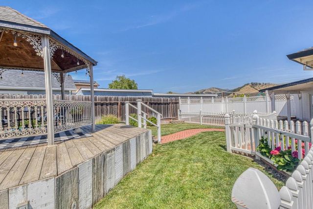 Middlefield Road A, Salinas, CA 93906