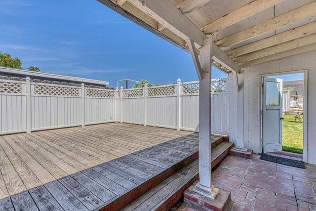 Middlefield Road A, Salinas, CA 93906
