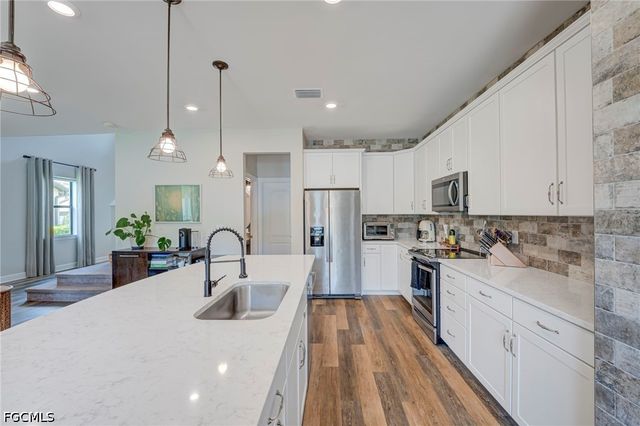 9391 Bramley TER, Fort Myers, FL 33967