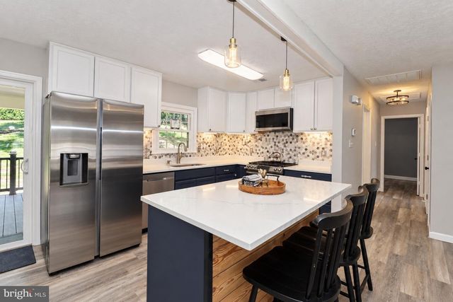 3153 HOWELLSVILLE RD, Front Royal, VA 22630