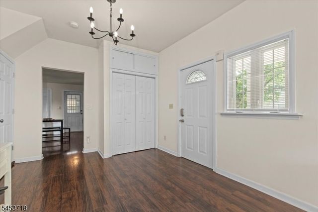 101 S 18Th Ave, Manville Boro, NJ 08835