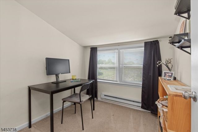 101 S 18Th Ave, Manville Boro, NJ 08835