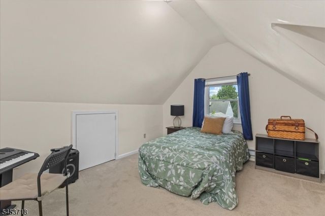 101 S 18Th Ave, Manville Boro, NJ 08835